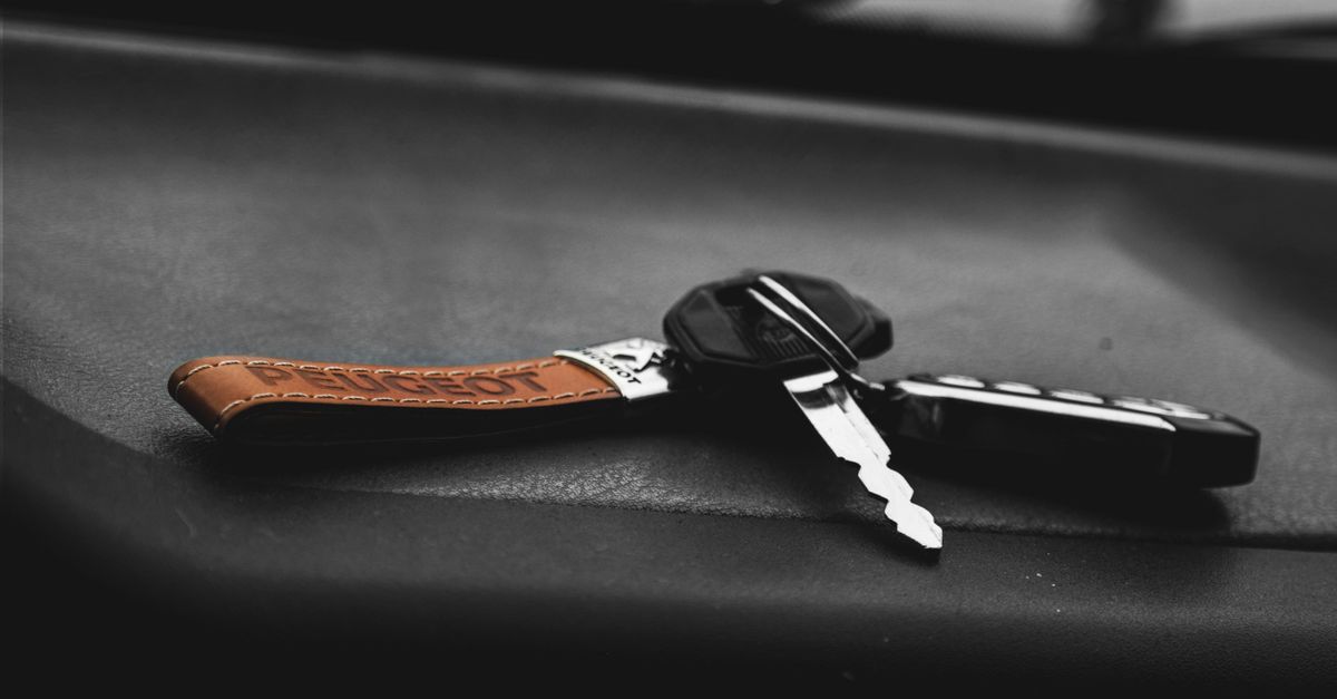 Hyundai car key fob — Reliable Arvada Locksmith