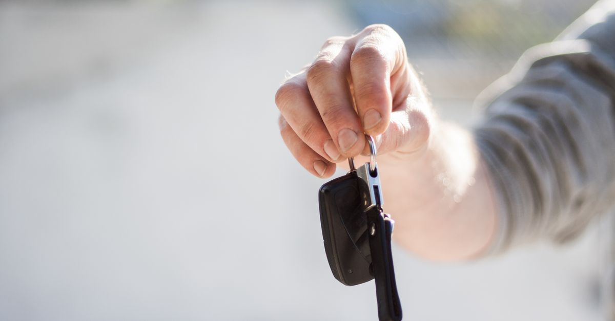Car Key Replacement: Dealer vs. Local Locksmith Costs — Reliable Arvada Locksmith