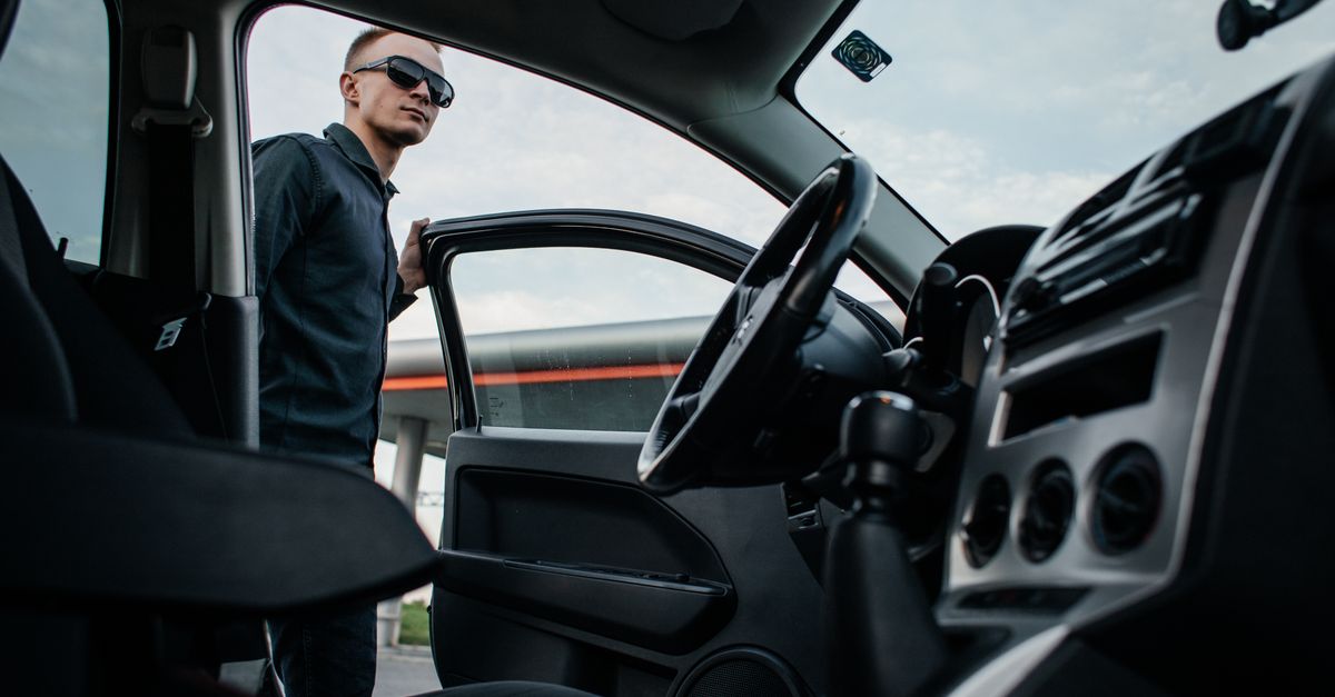 Emergency Car Lockout Service — Damage-Free Entry Done Right — Reliable Arvada Locksmith