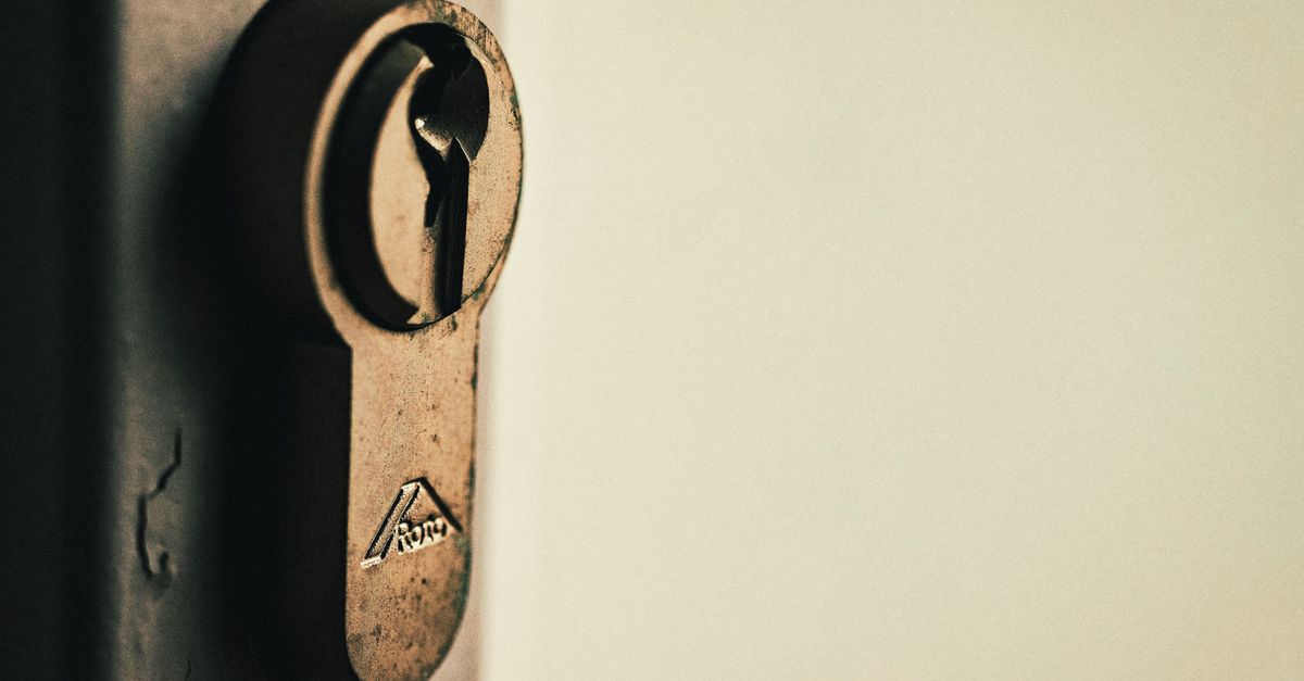 Deadbolts, Mortise Locks and High-Security Hardware Installed Right — Reliable Arvada Locksmith
